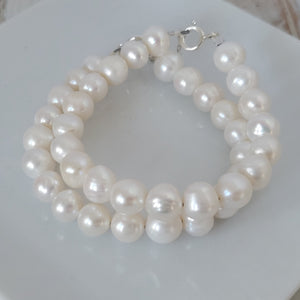 Large Freshwater Pearl Layering Bracelet - 8-10mm