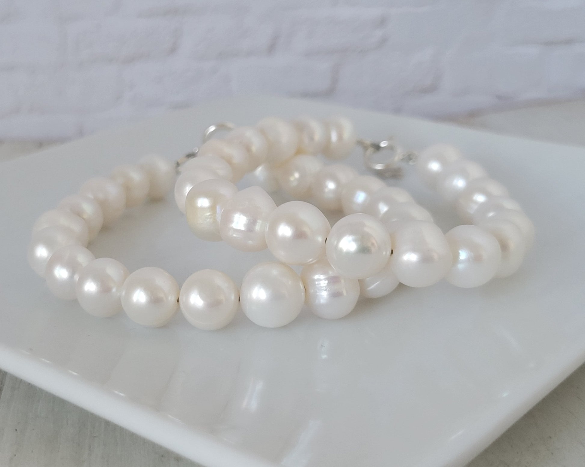 Large Freshwater Pearl Layering Bracelet - 8-10mm